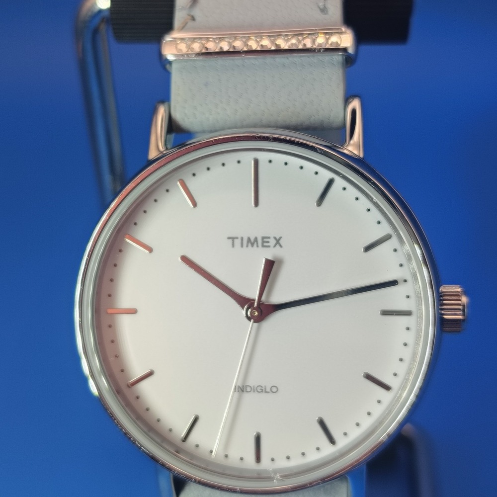 2018 Timex Gem Set 36mm Women's Quartz Watch Leather Strap (Indiglo Not Working)